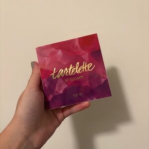Tartlette lil bloom palette